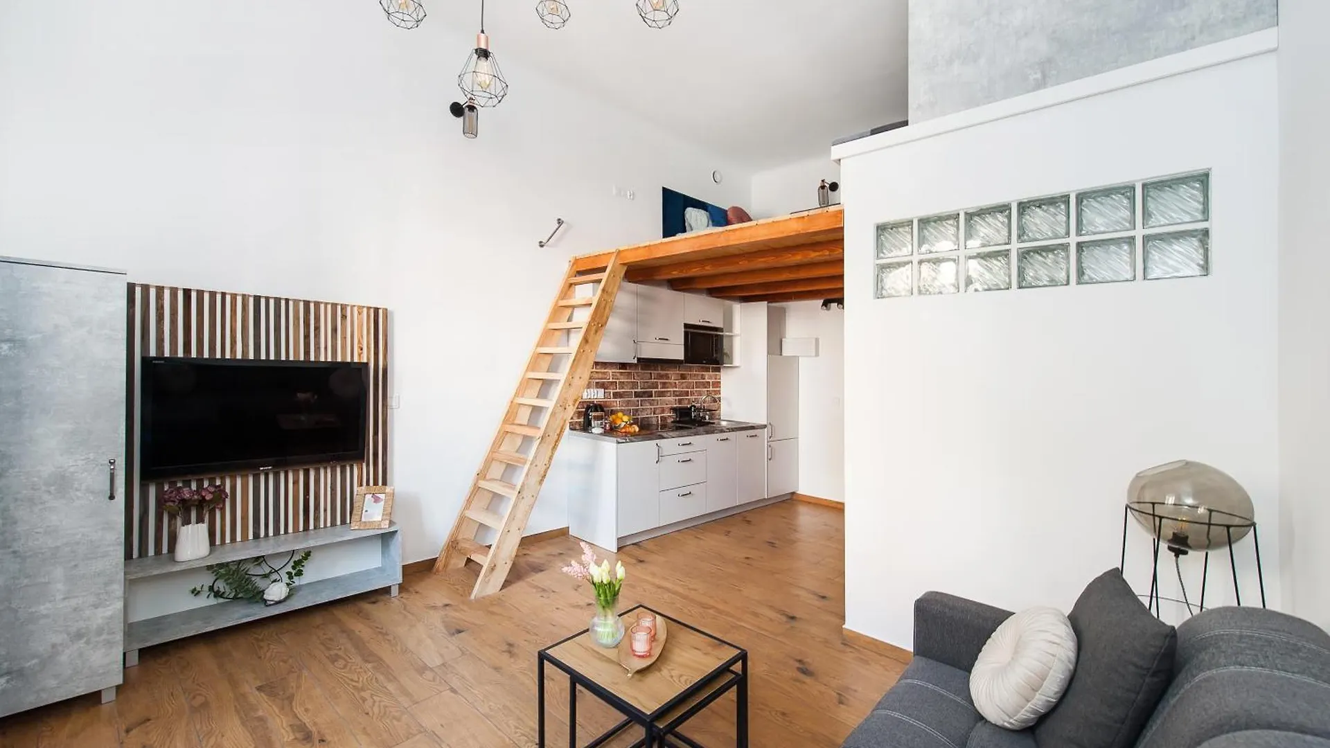 Apartamenty Przy Kladce- Kazimierz Old Town Kraków