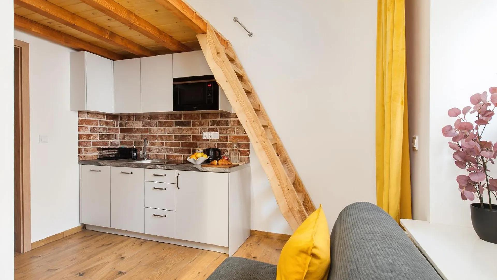 Apartamenty Przy Kladce- Kazimierz Old Town Kraków